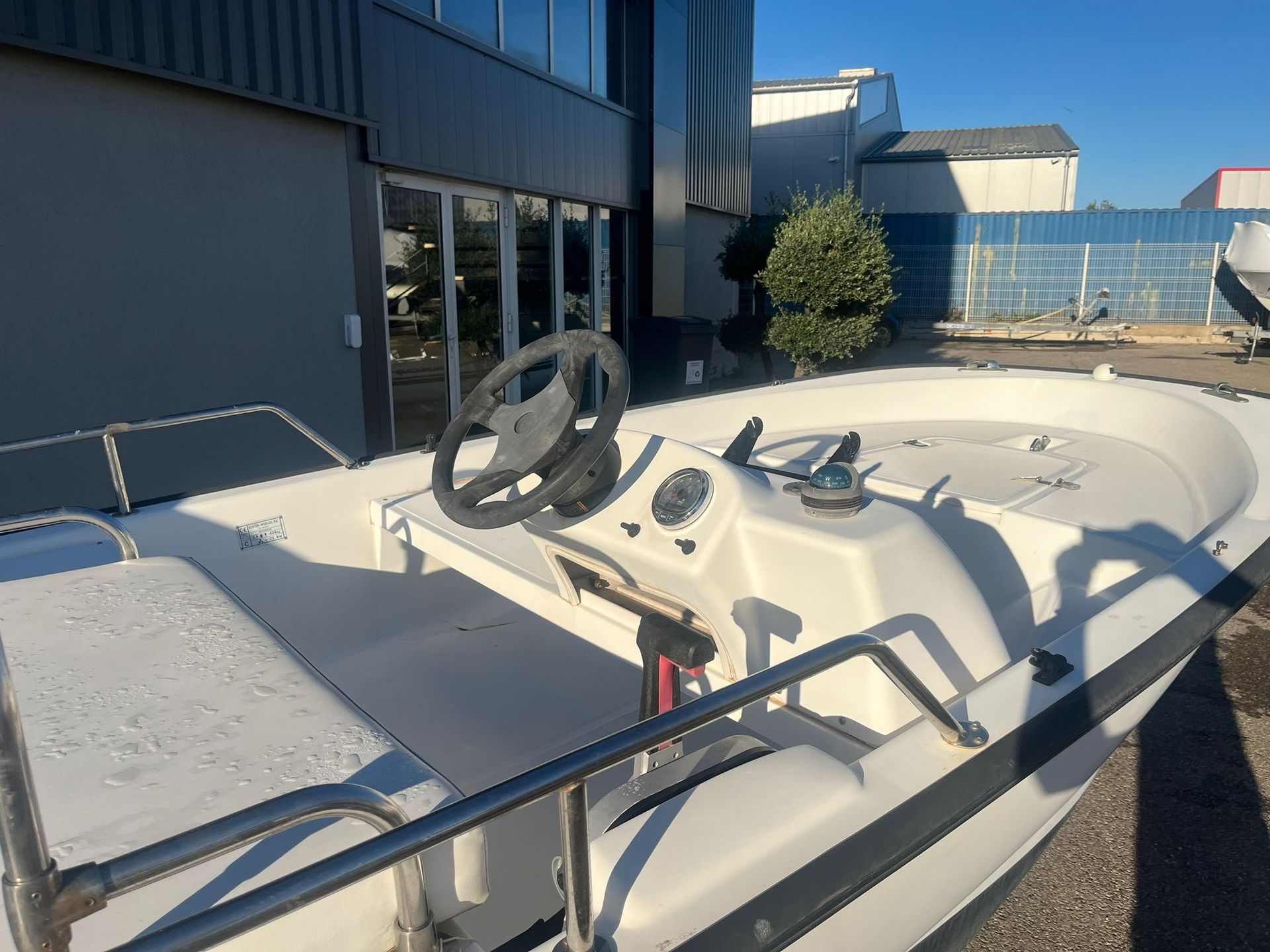 slider 6 Boston Whaler  13 Sport